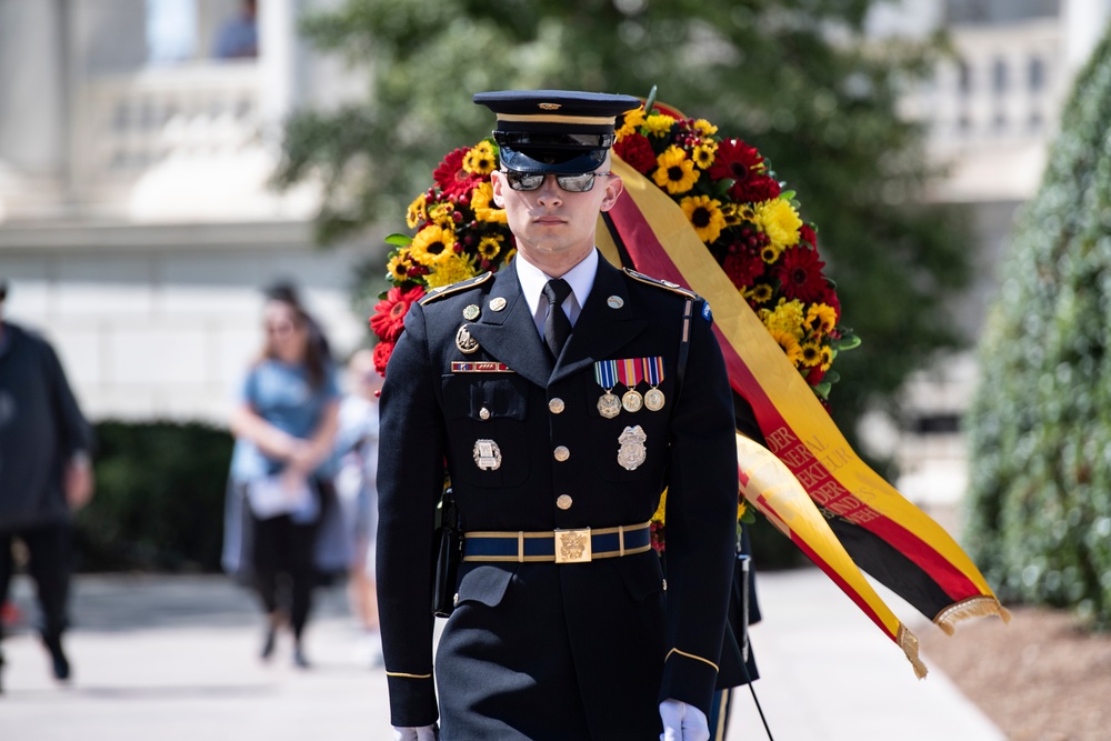 Germany Chief of Defense Gen. Carsten Breuer Participates in a Public Wreath-Laying Ceremony at the Tomb of the Unknown Soldier