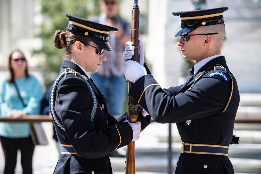 Germany Chief of Defense Gen. Carsten Breuer Participates in a Public Wreath-Laying Ceremony at the Tomb of the Unknown Soldier