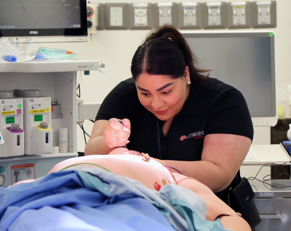 WBAMC Hosts Tour of Simulation Center for Educators