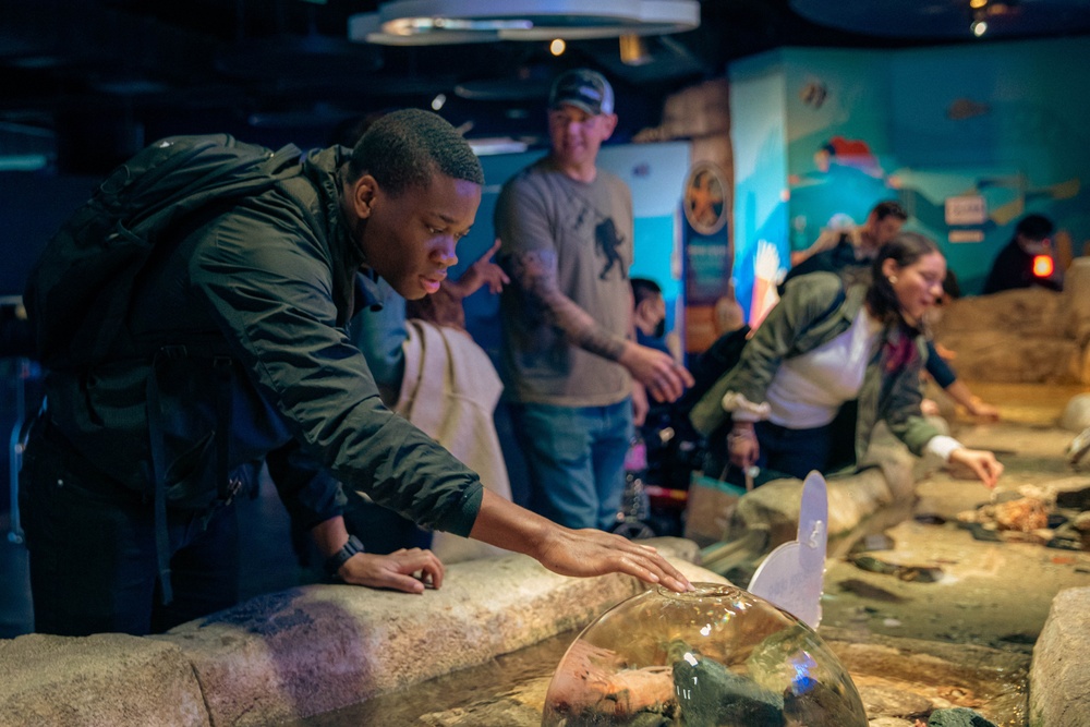 U.S. Sailors Explore Busan City in Korea