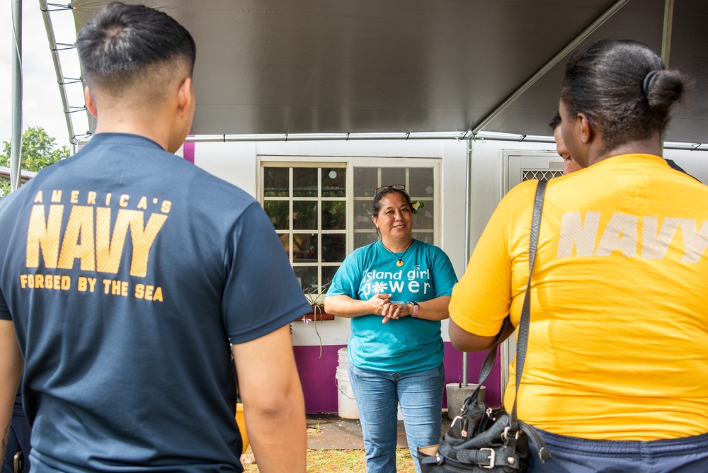 USS Ralph Johnson Volunteers in Guam
