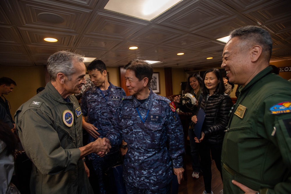 Distinguished Visitors Tour Nimitz