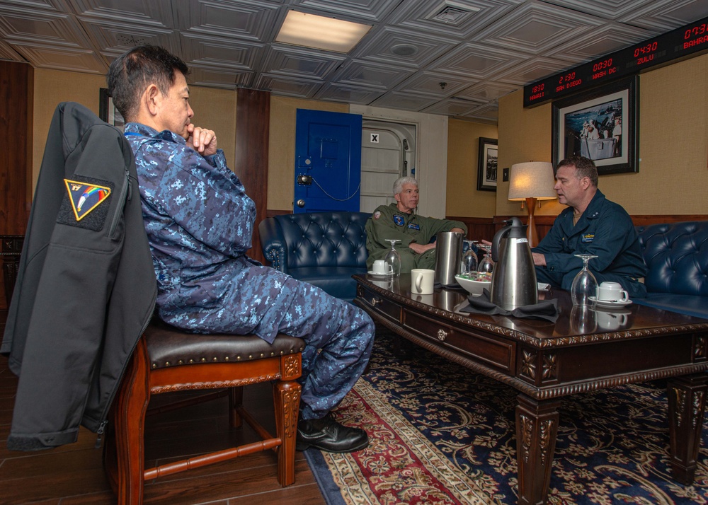 7th Fleet Visits Nimitz