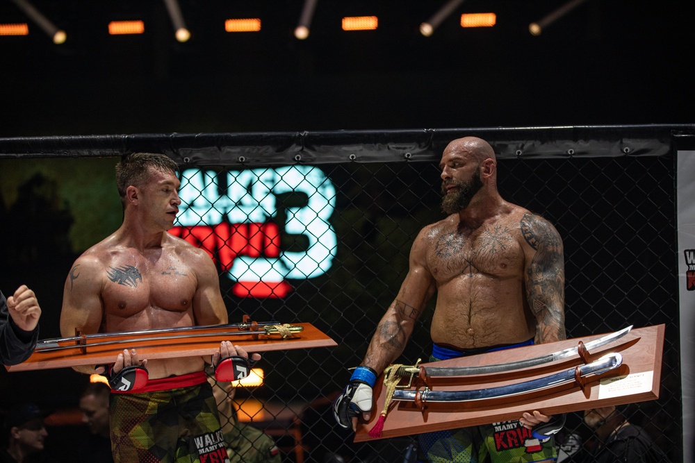 Polish Military hosts American Soldier as First Foreign Fighter in MMA Event