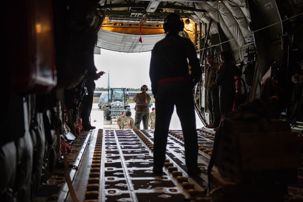 Ramstein AB celebrates Women's History Month by ‘Flying like a Girl’