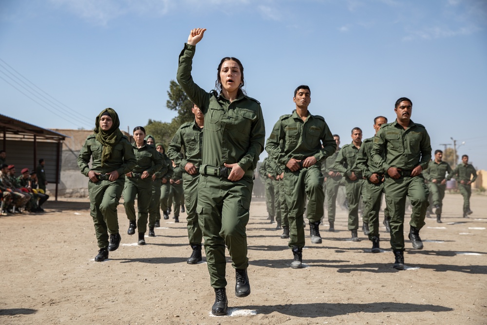 Asayish, Coalition graduate 150 law enforcement guards