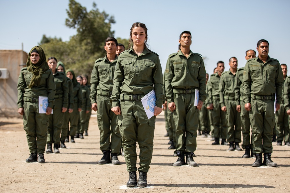Asayish, Coalition graduate 150 law enforcement guards