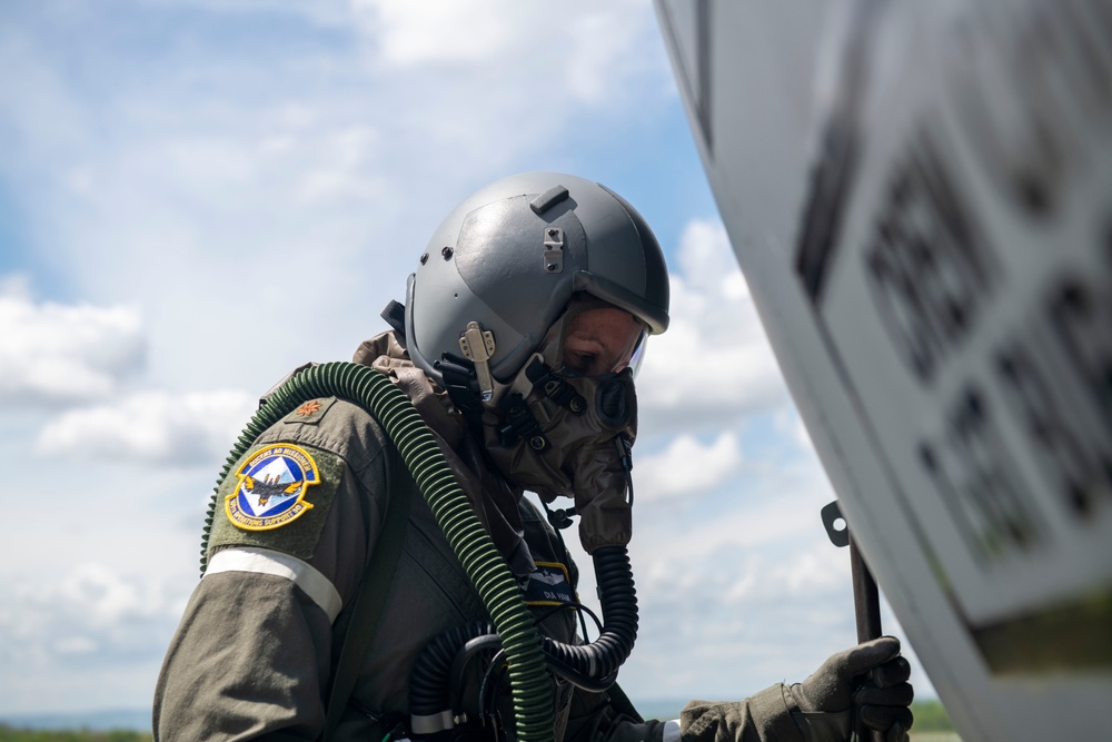 109th AFE practices utilizing chemical warfare equipment