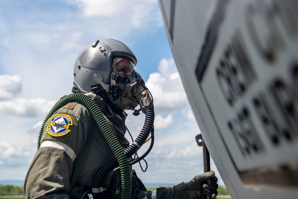 109th AFE practice utilizing chemical warfare equipment