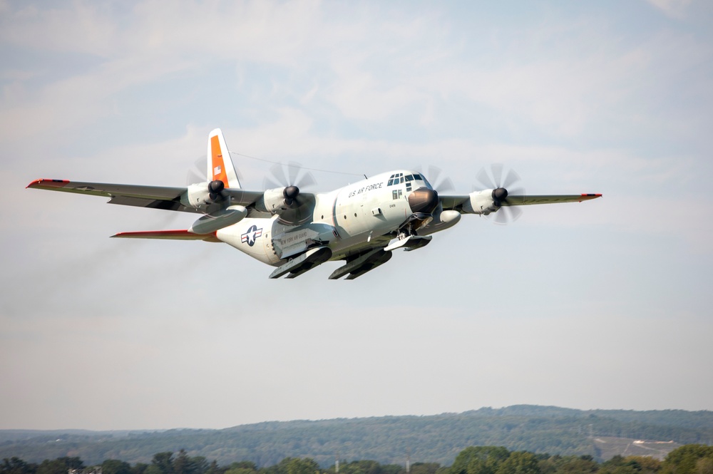 109th Airlift Wing conducts its first ever Elephant Walk