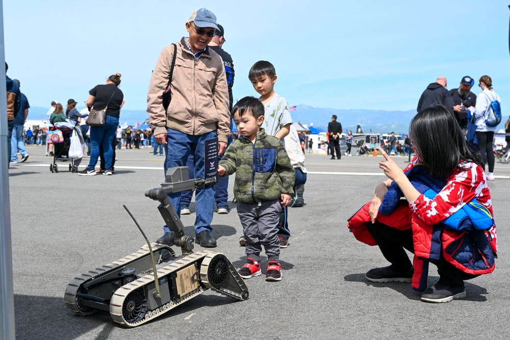 NRC Premieres Upgraded Dive Tanks at Point Mugu Air Show