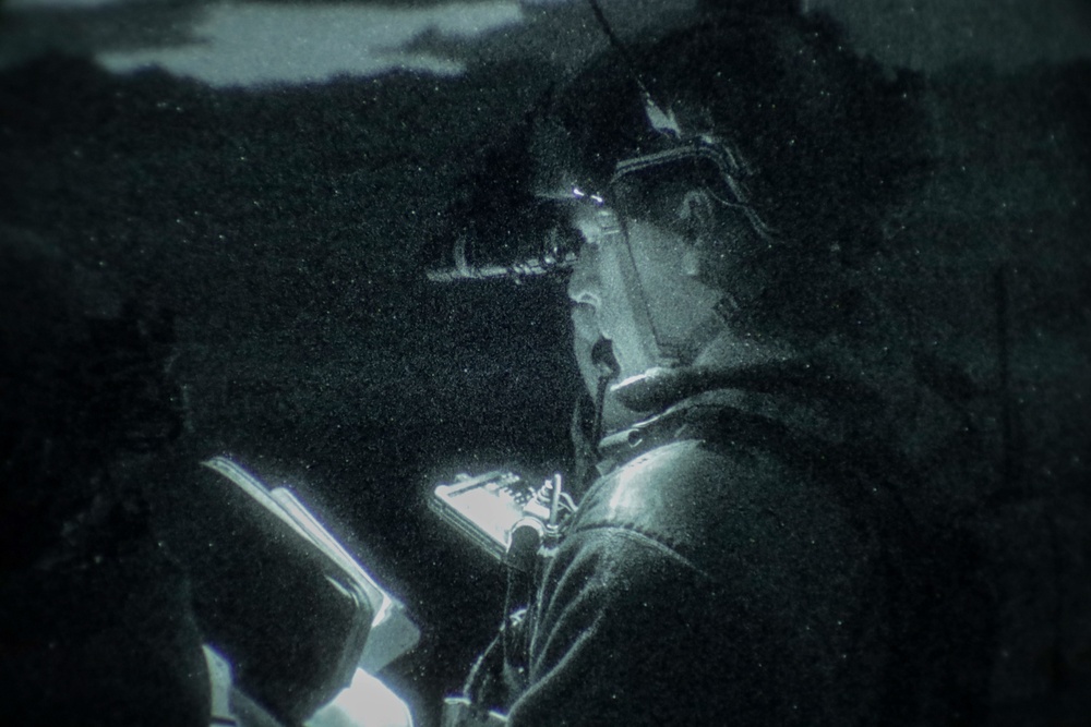 1st ANGLICO Conducts Simulated Lowlight Close Air Support