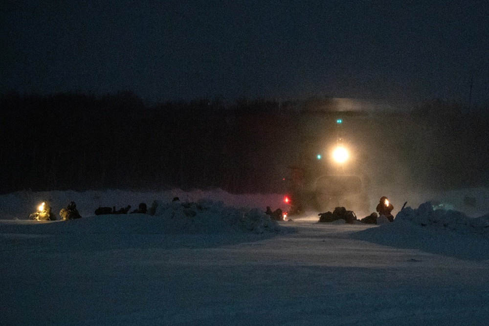 11th Airborne Division Soldiers conduct air assault during JPMRC-AK 23-02