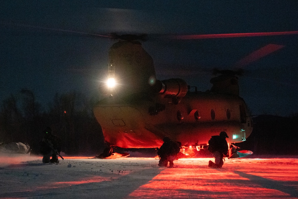 11th Airborne Division Soldiers conduct air assault during JPMRC-AK 23-02