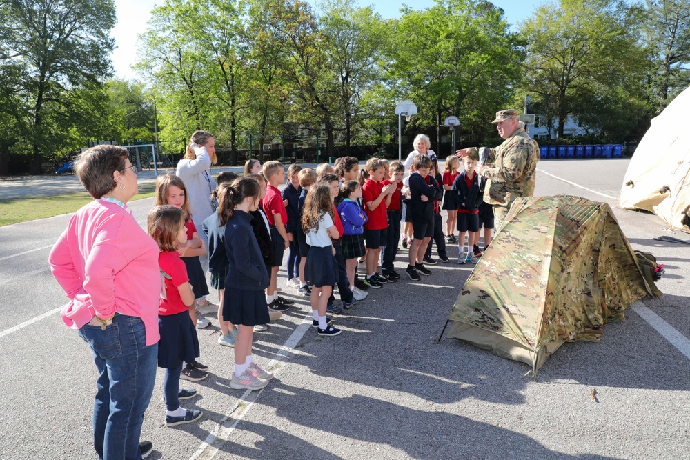 Teaching Kids How the Army Reserve Treats Boo-boos and Owies