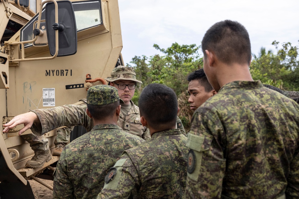 Philippine Army Cadets Tour Camp Agnew in Preparation For Balikatan 23