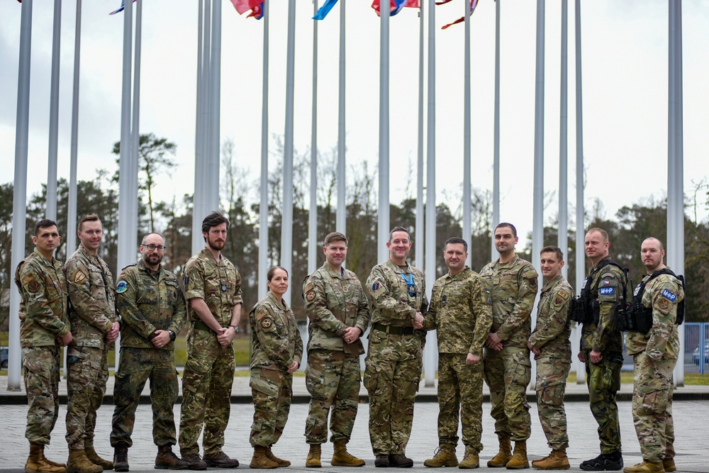 Ukraine CMSAF holds AIRCOM, Kisling NCOA NCO-Call