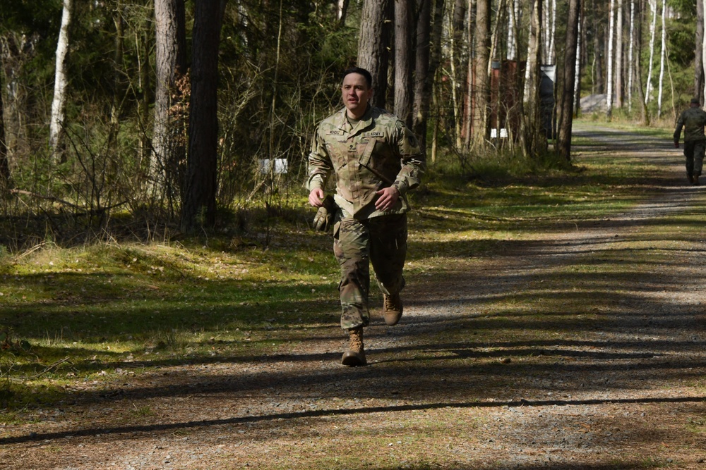 DVIDS - Images - IMCOM-Europe Best Warrior Competition; Obstacle Course ...