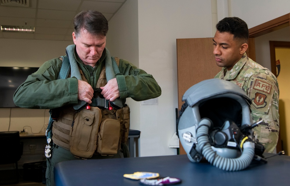 U.S. Embassy’s Chargé d’Affaires flies with 31st FW commander during tour