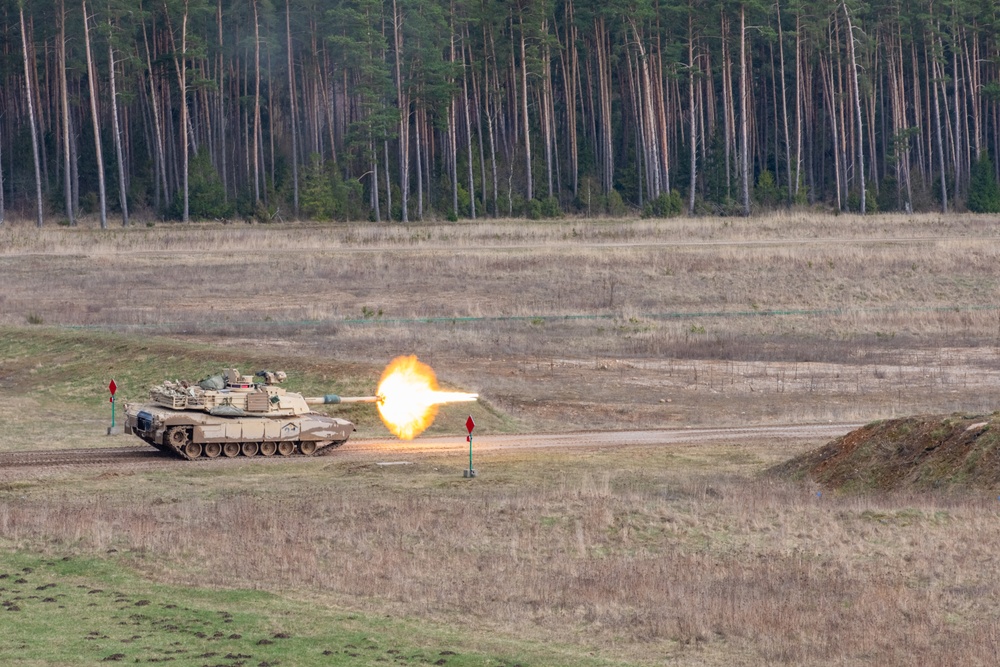 German Leopards and 1-9 CAV Apache Co. Abrams Tanks Charge the Field in Poland