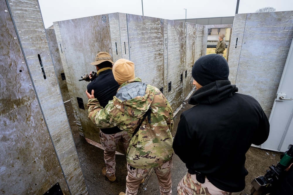 5th SFG (A) Hosts Royal Saudi Special Security Forces for Partnership Training