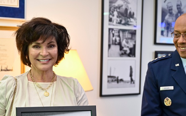 CSAF Brown hosts 2019-2022 Sijan Awards