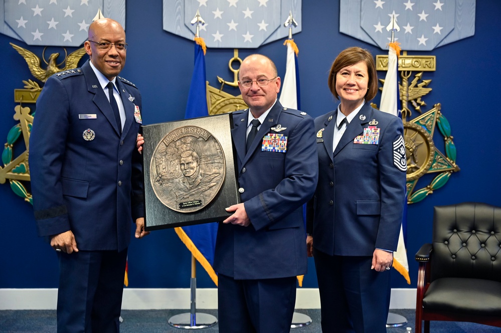 CSAF Brown hosts 2019-2022 Sijan Awards