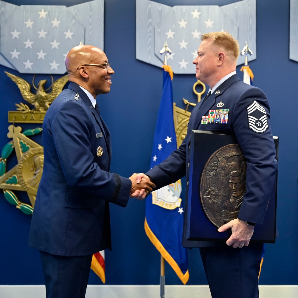 CSAF Brown hosts 2019-2022 Sijan Awards