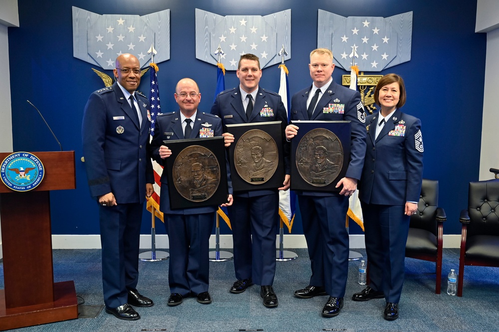 CSAF Brown hosts 2019-2022 Sijan Awards