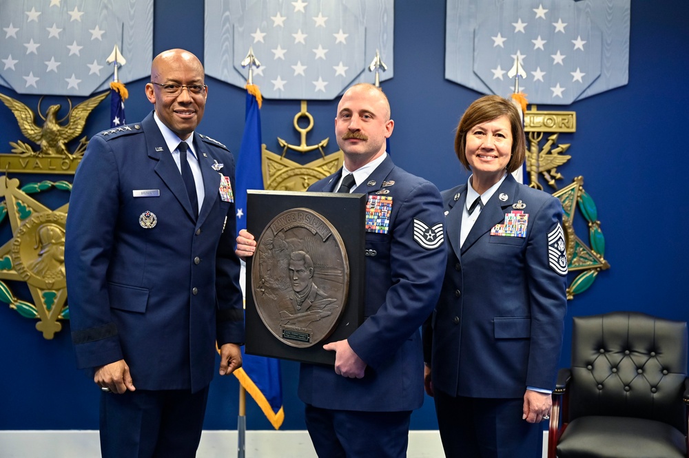 CSAF Brown hosts 2019-2022 Sijan Awards