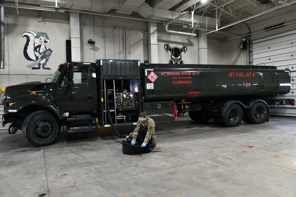 Behind the Wing: POL – Refueling the Jets