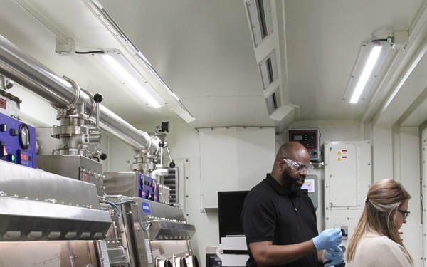 Army Laboratory Provides National Guard with Upgraded Mobile Labs