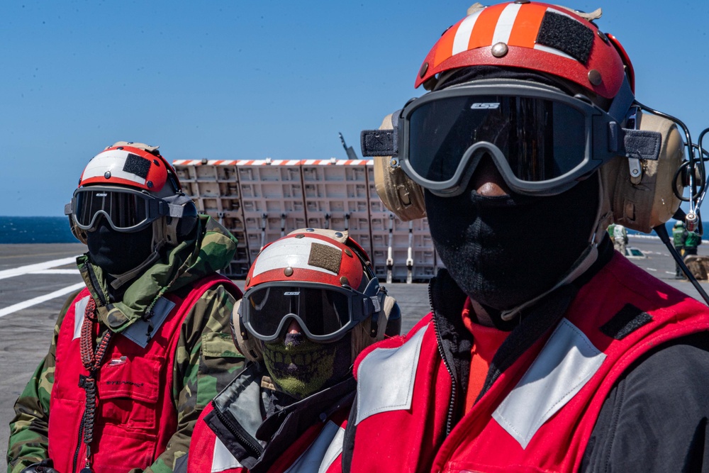 USS Theodore Roosevelt (CVN 71) Flight Quarters