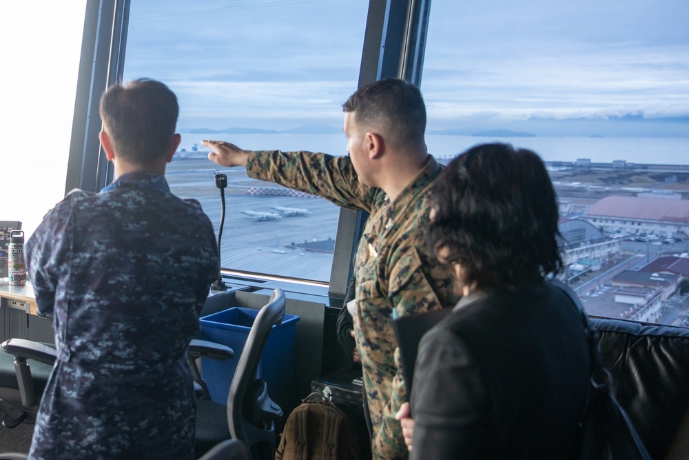 Japan Maritime Self -Defense Force Vice Adm. Saito and U.S. Navy Vice Adm. Thomas visit Marine Corps Air Station Iwakuni