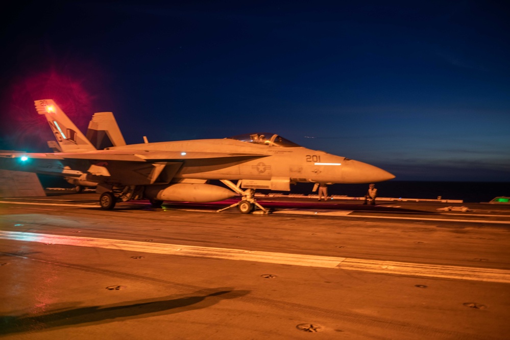 USS Theodore Roosevelt (CVN 71) Flight Quarters