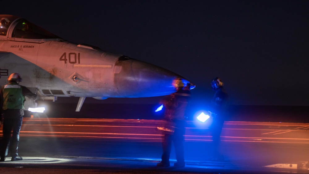 USS Theodore Roosevelt (CVN 71) Flight Quarters