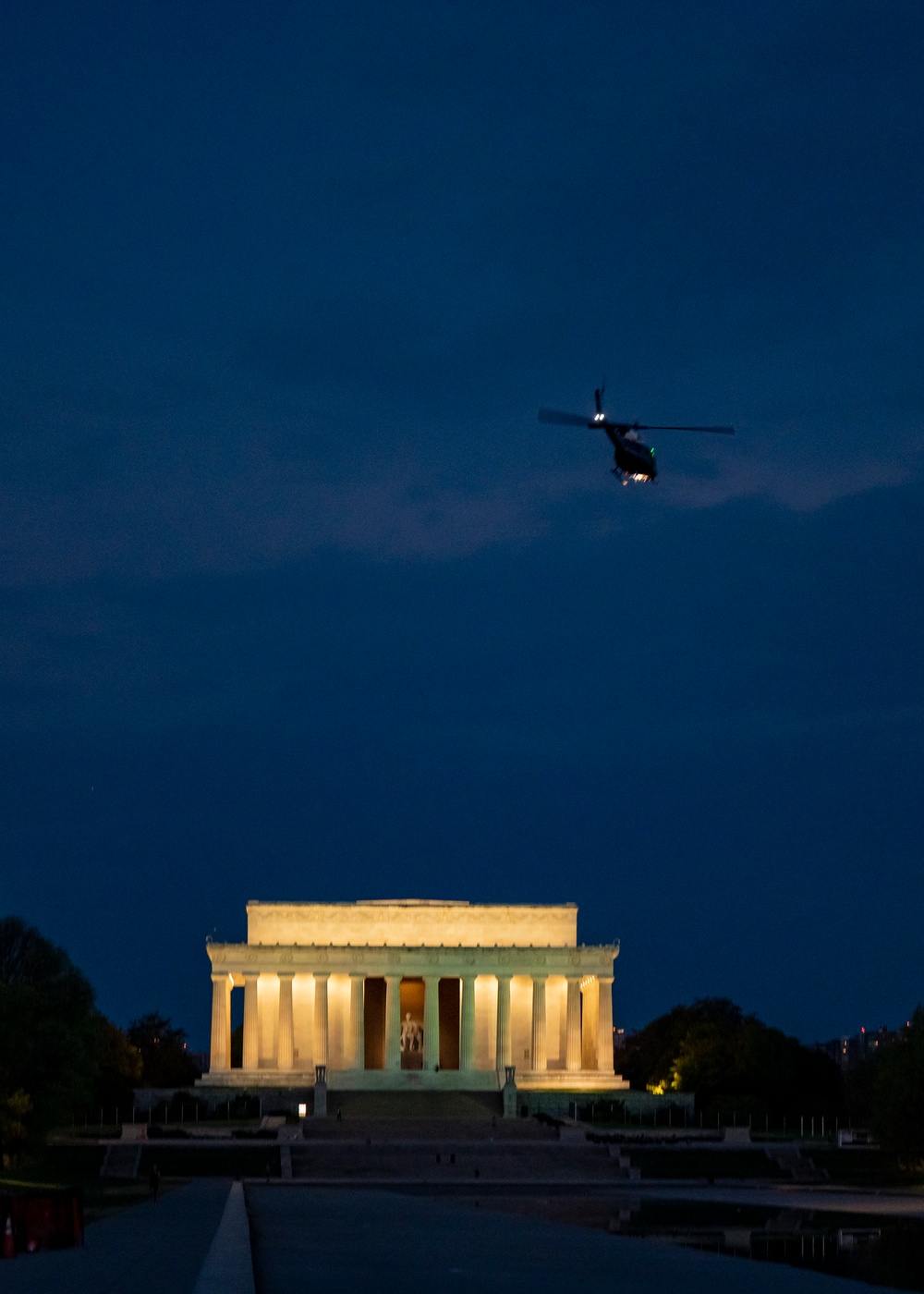 1st Helicopter Squadron Lands at National Mall