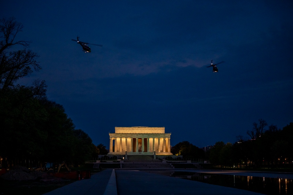 1st Helicopter Squadron Lands at National Mall