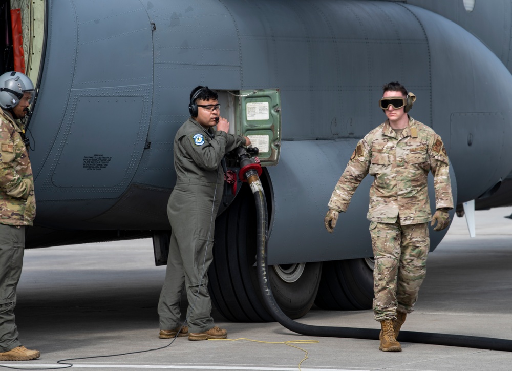 RAB Airmen conduct wet-wing defuel operations