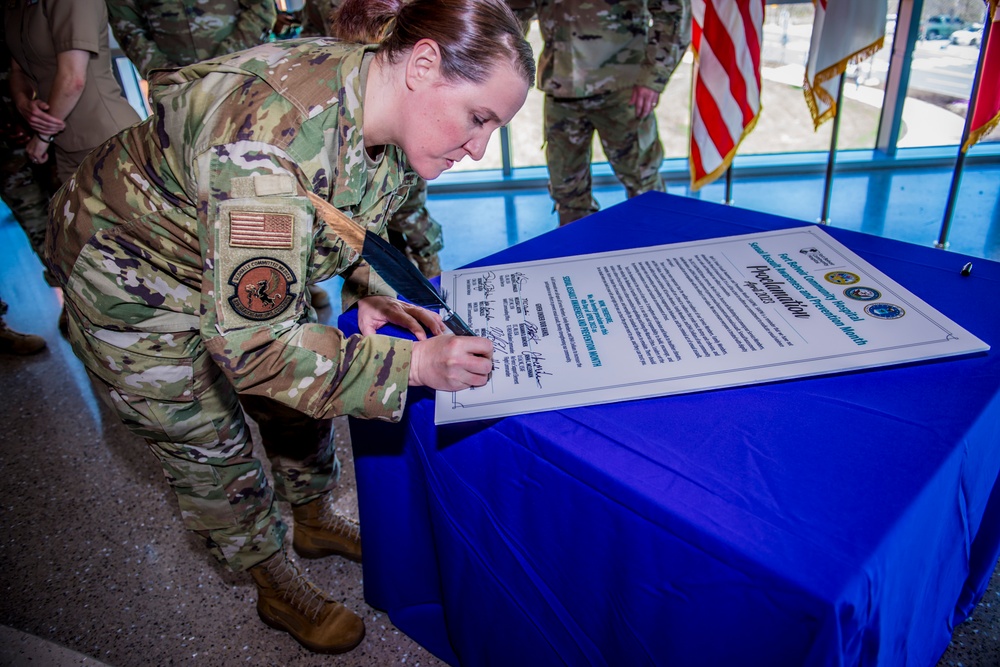 Belvoir Hospital leaders sign Sexual Assault Awareness and Prevention Month proclamation