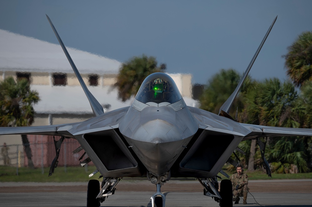 First F-22 Raptor's depart Tyndall