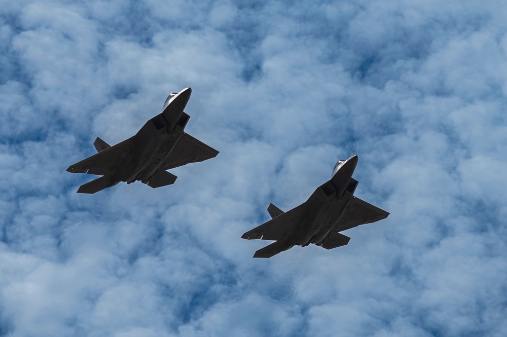 First F-22 Raptor's depart Tyndall