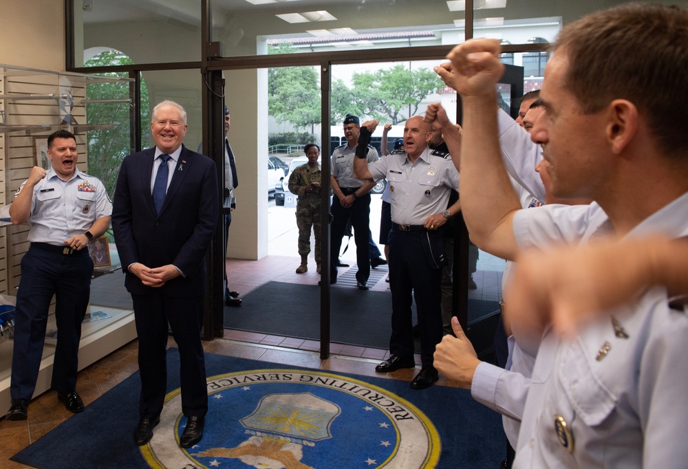 SECAF visits Air Force Recruiting Service