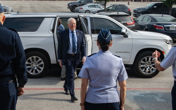 SECAF visits Air Force Recruiting Service