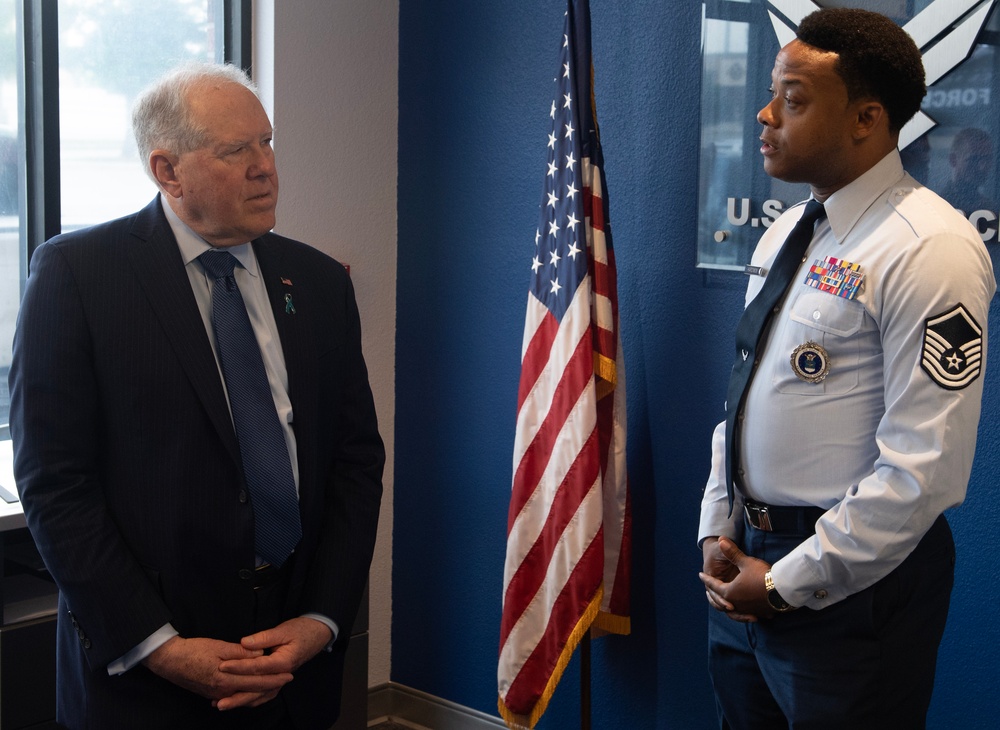 SECAF visits Air Force Recruiting Service