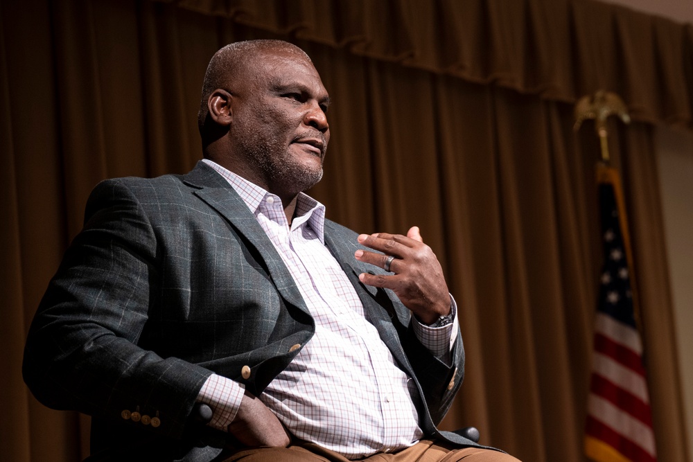 Retired U.S. Army Col. Greg Gadson Speaks at Leader and Professional Development Session