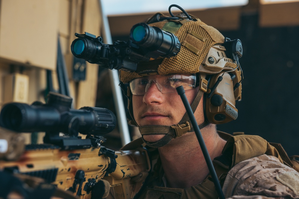 26th MEU Marines execute CQB exercise