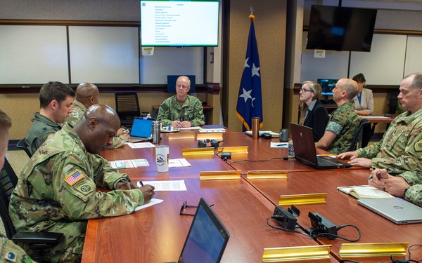 USFFC Commander Visits Joint Advanced Warfighting School (JAWS)