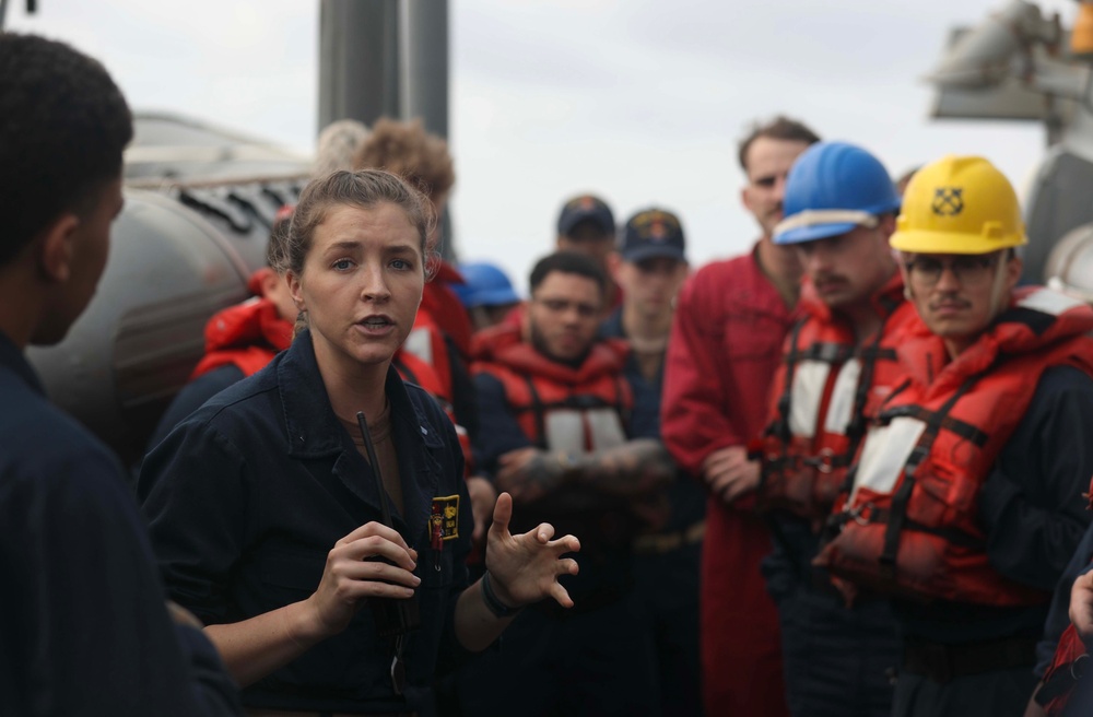 USS Milius (DDG 69) Conducts Rigid-Hull Inflatable Boat Operations