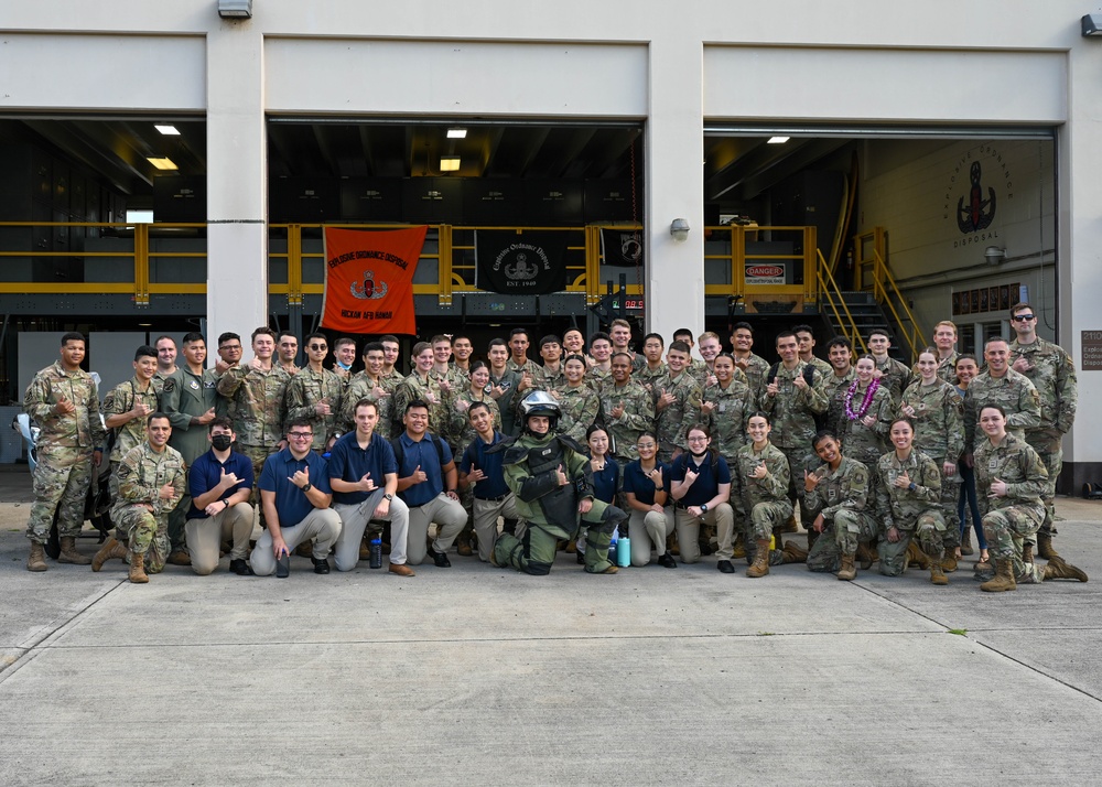 UH AFROTC Det. 175 Visits Hickam Field